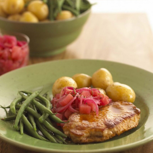 Read more about the article Pan Fried Pork with Apple Cider Relish