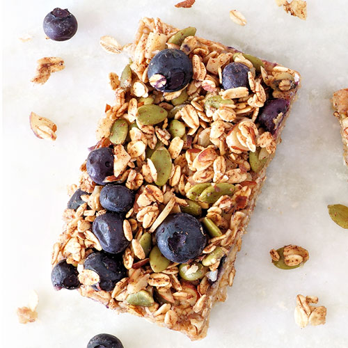 Read more about the article Blueberry, Almond & Orange Zest Breakfast Bar